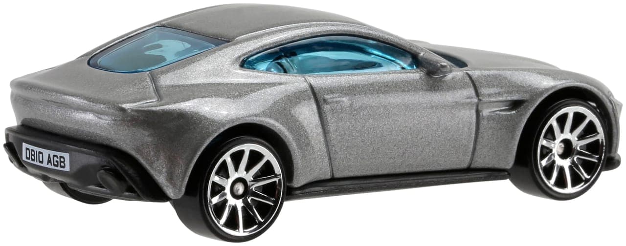 Aston Martin DB10