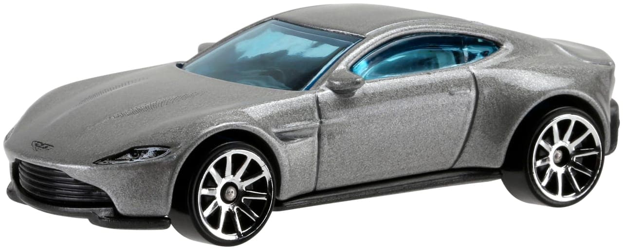 Aston Martin DB10 4