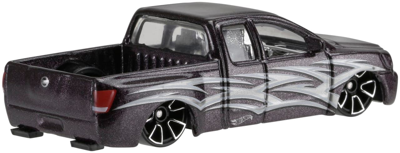 Nissan Titan 2