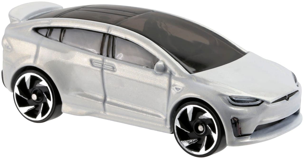 Tesla Model X 4