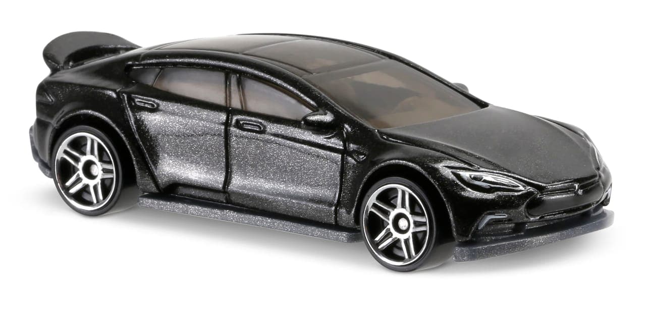 Tesla Model S 4