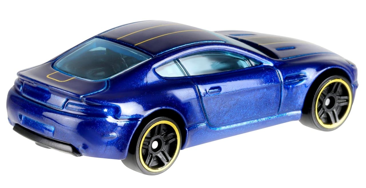 Aston Martin V8 Vantage 3