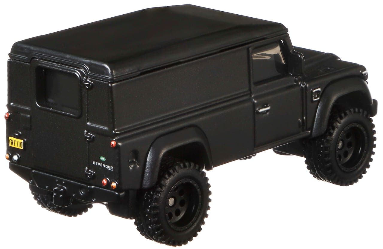 Land Rover Defender 110 Hard Top 3