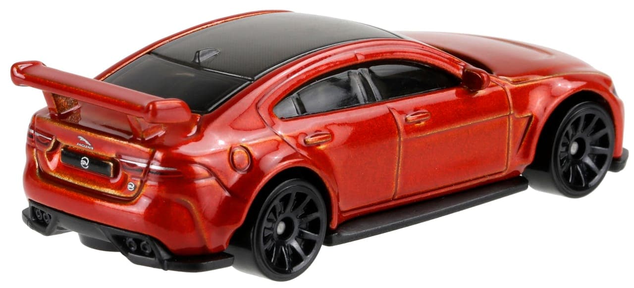 Jaguar XE SV Project 8 3