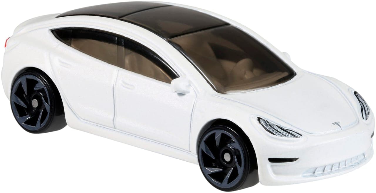 Tesla Model 3 4