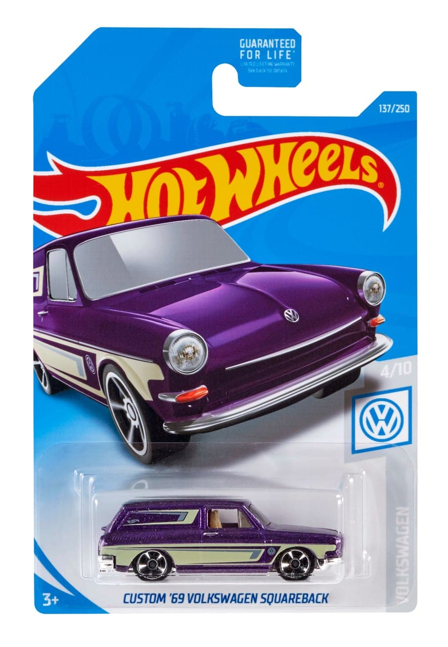 Custom '69 Volkswagen Squareback 2