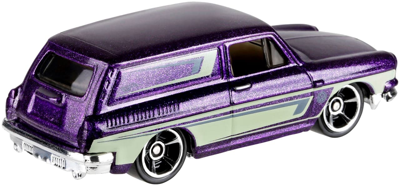 Custom '69 Volkswagen Squareback 3