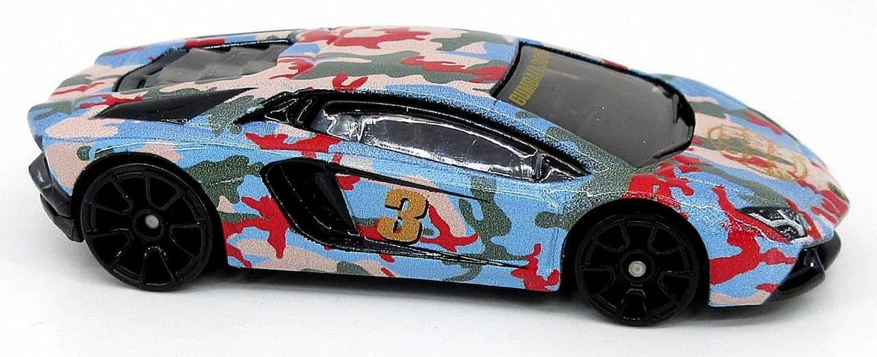 Lamborghini Aventador LP 700-4