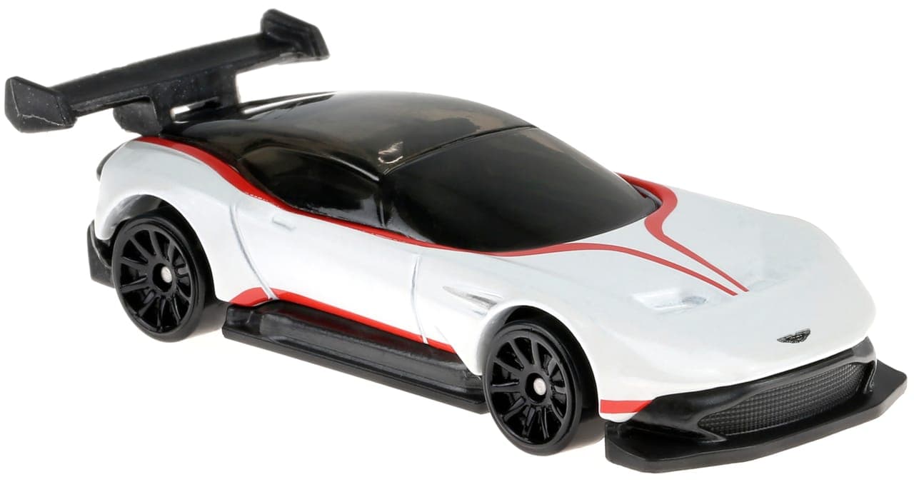 Aston Martin Vulcan 4