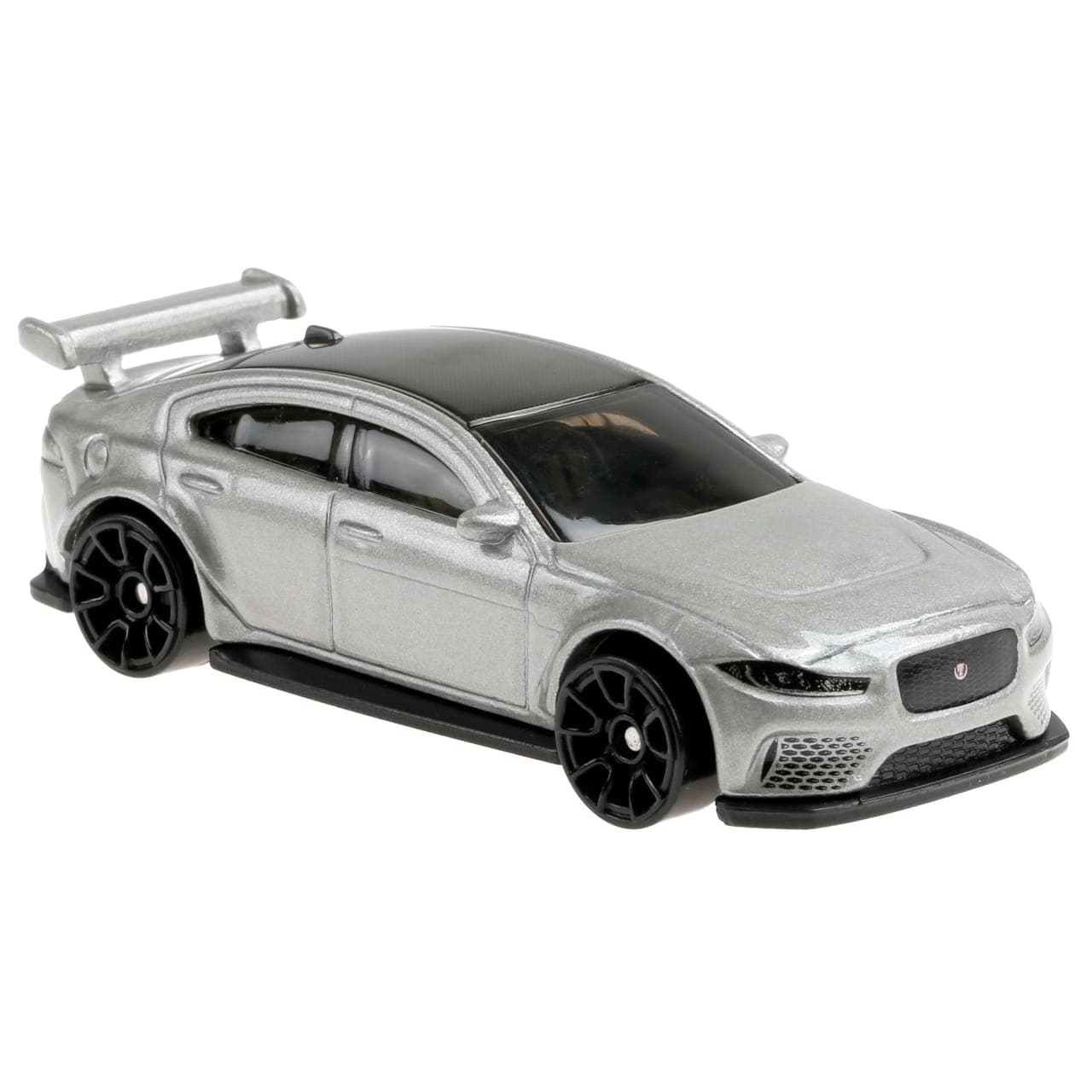 Jaguar XE SV Project 8 4