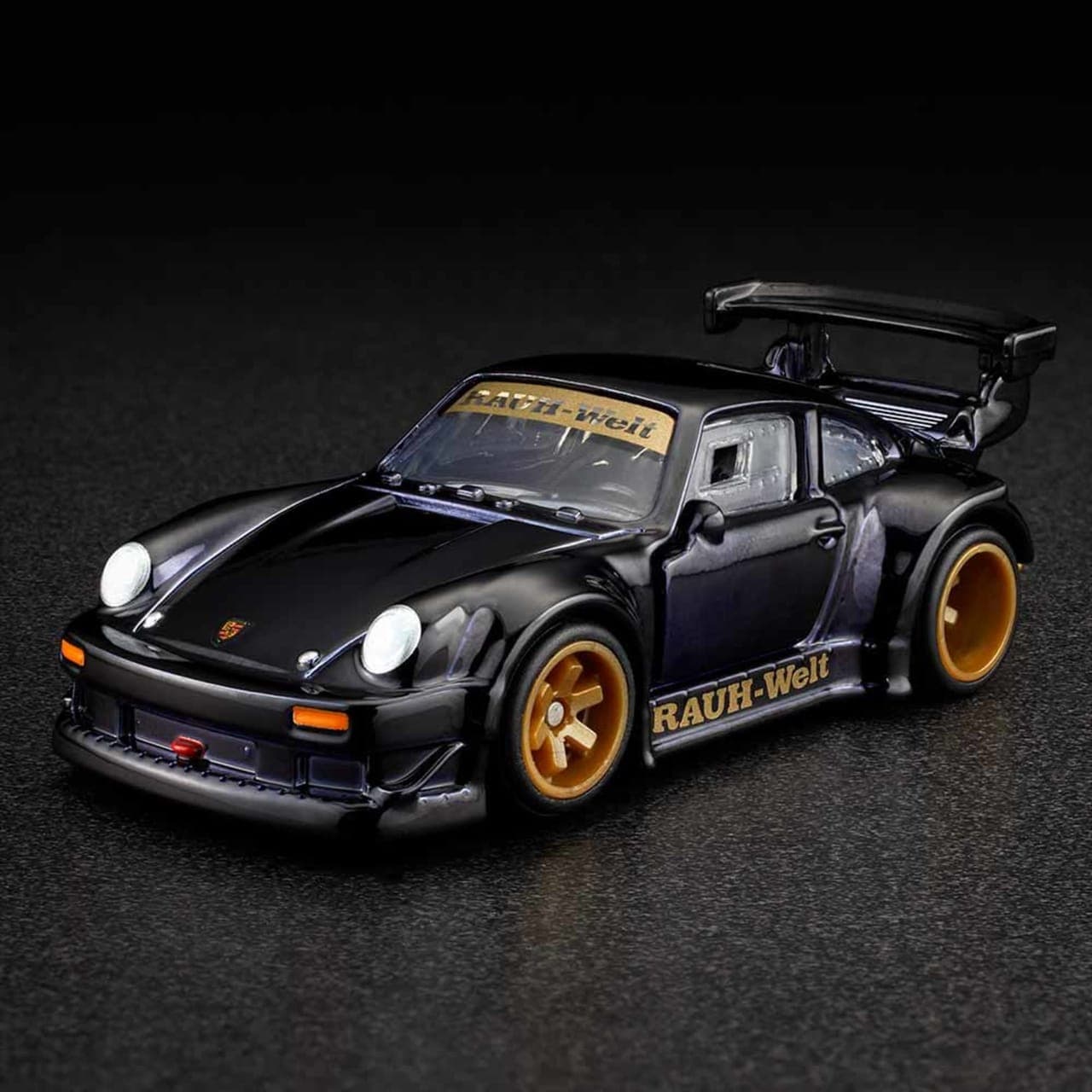 RWB PORSCHE 930 W/ AKIRA NAKAI FIGURINE