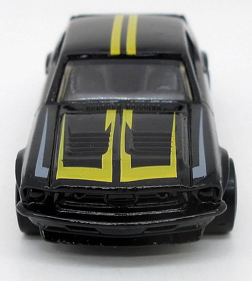 '67 Ford Mustang Coupe 4