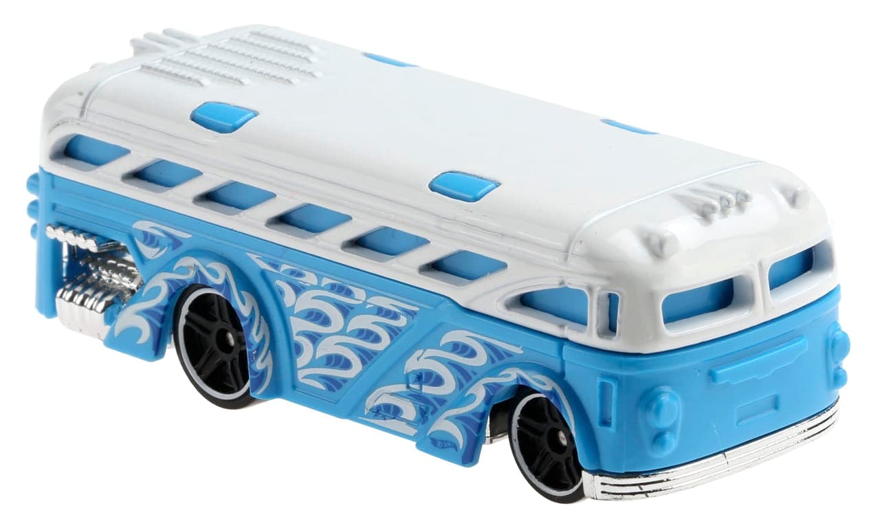 Surfin' School Bus 4