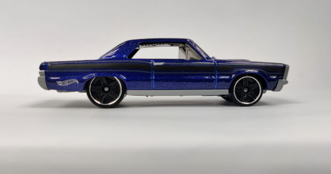 '65 Pontiac GTO 4