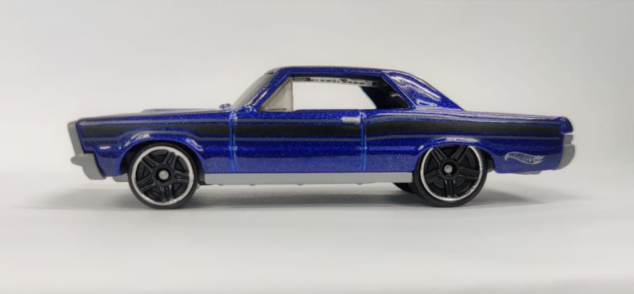 '65 Pontiac GTO 5