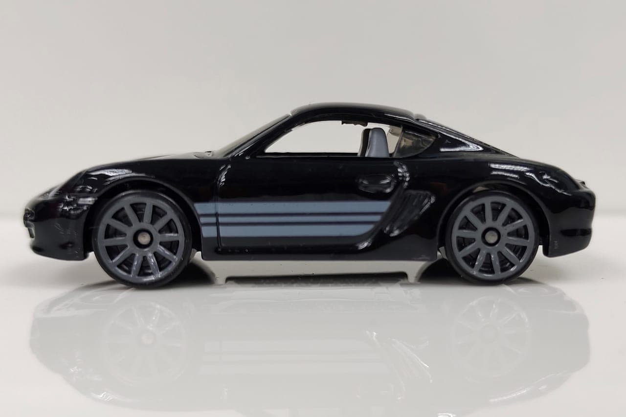 Porsche Cayman S 5