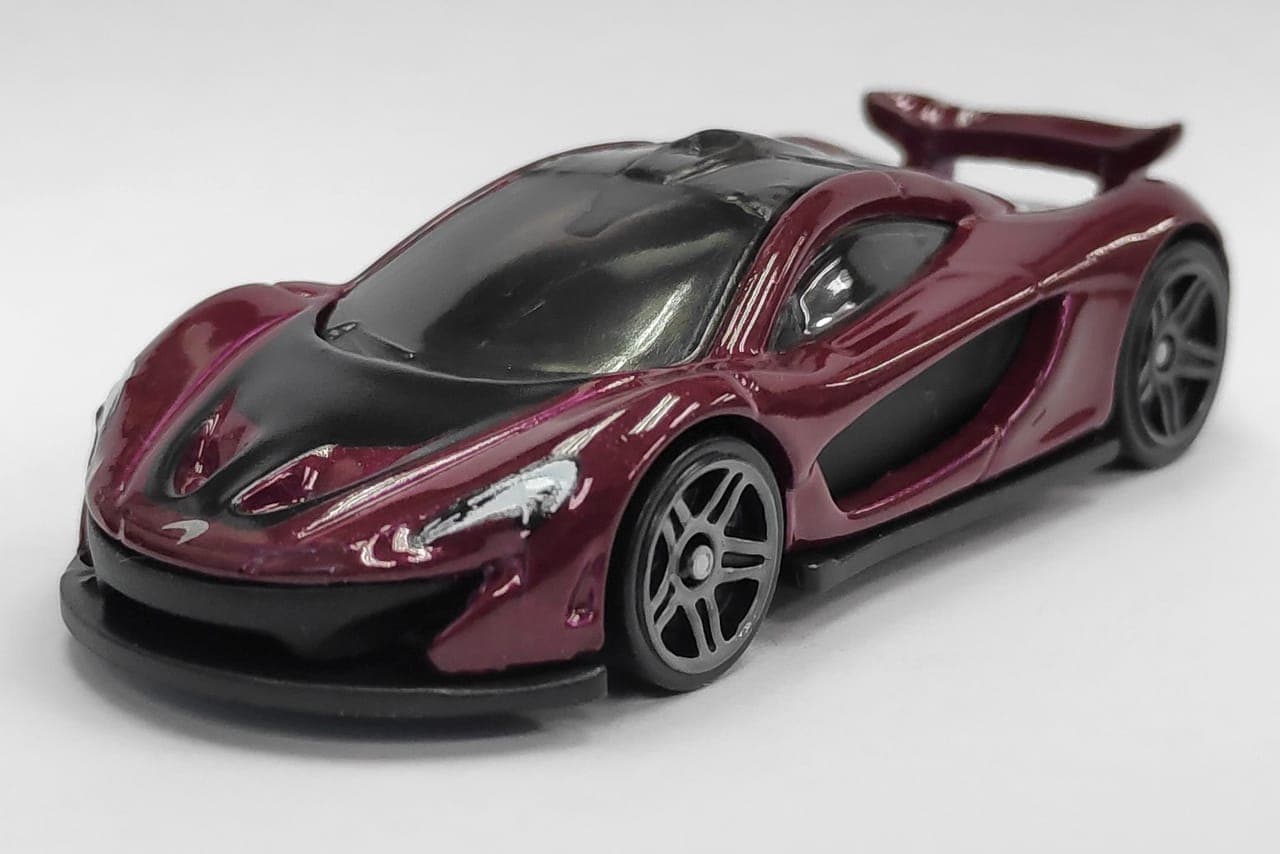 McLaren P1