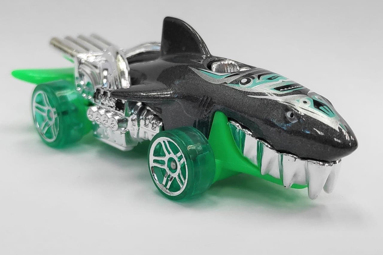 Sharkruiser 7
