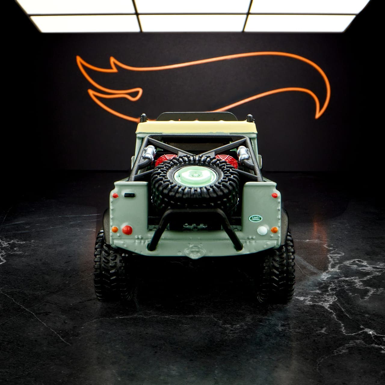 Land Rover Defender 90 Pickup 6