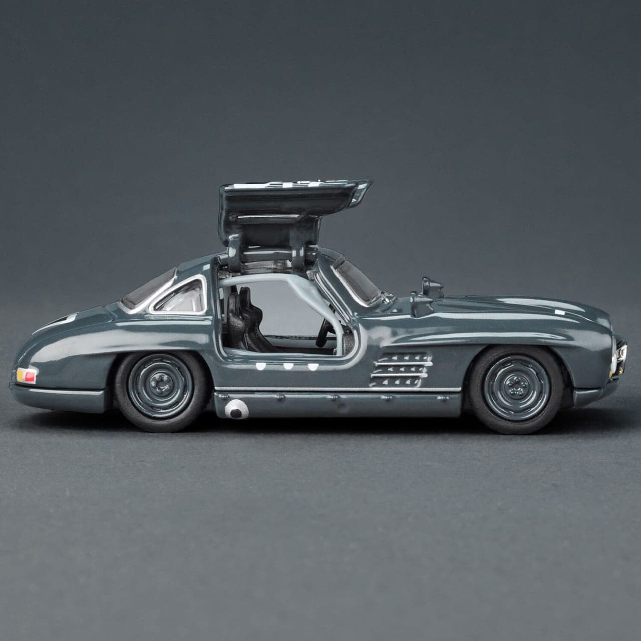 Mercedes-Benz 300 SL 6
