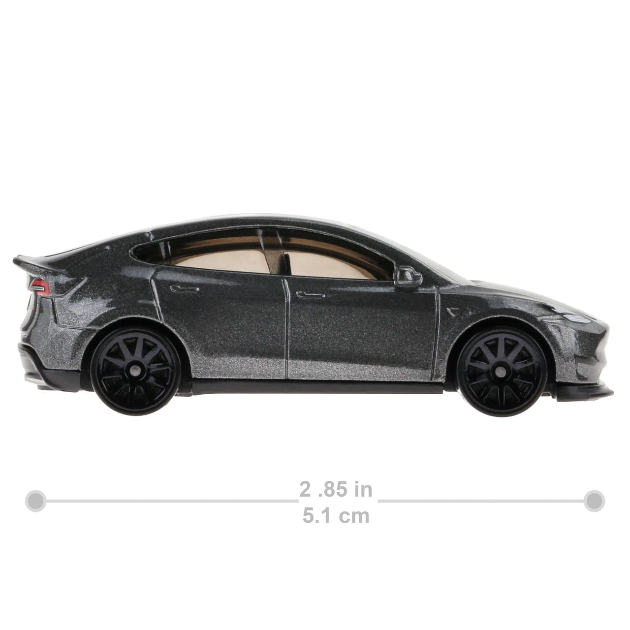 Tesla Model Y 4