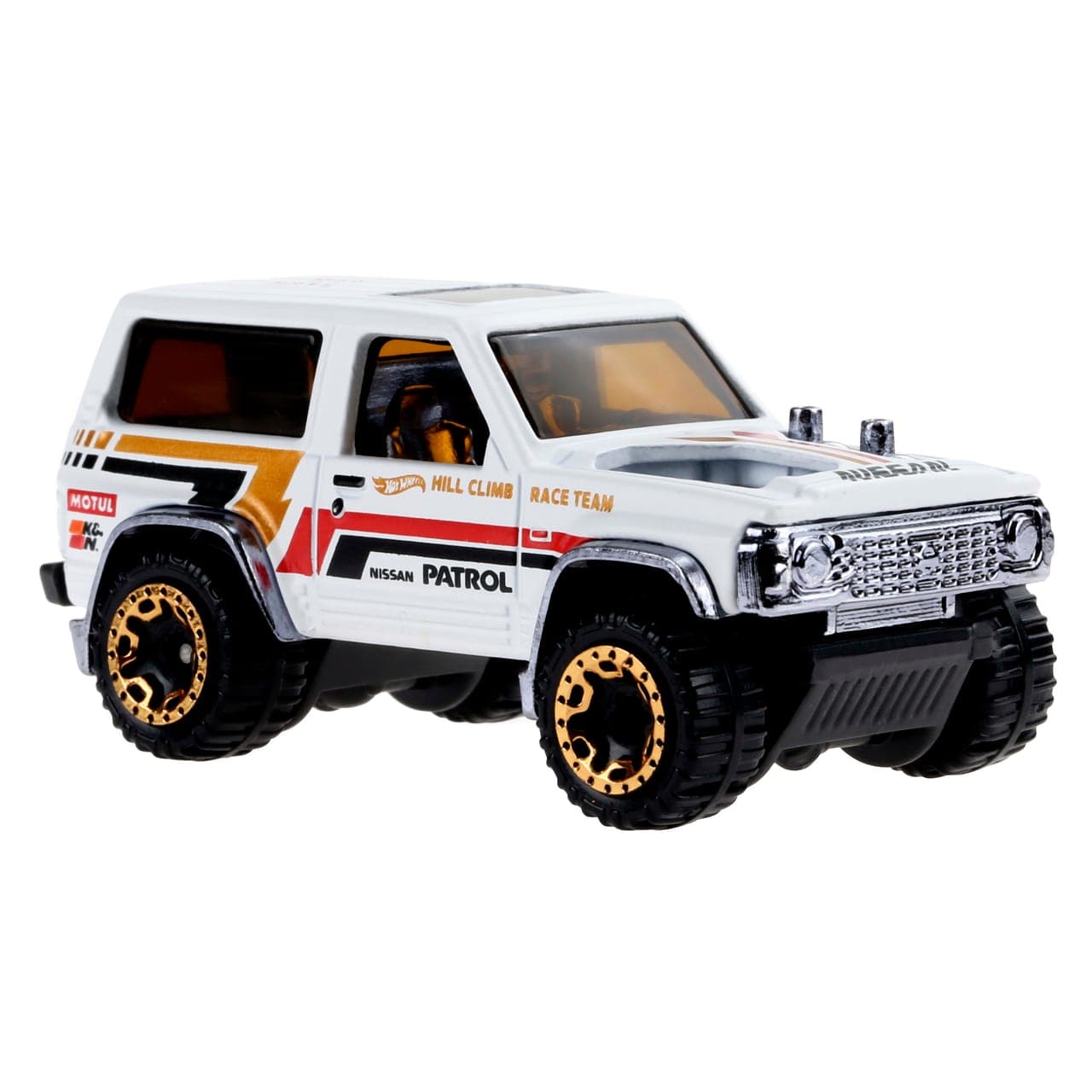 Nissan Patrol Custom 4