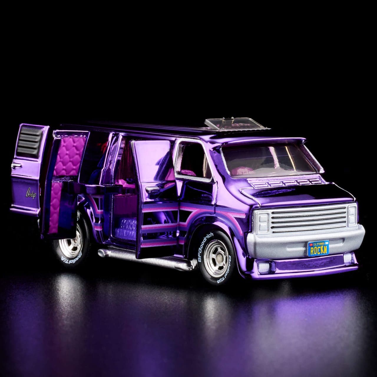 Dodge Tradesman 6