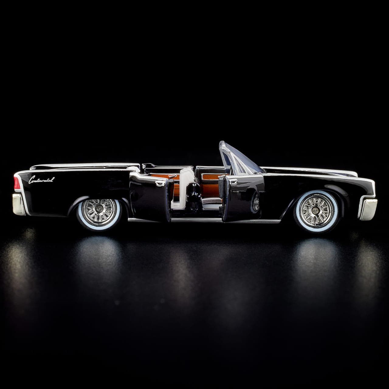 '61 LINCOLN CONTINENTAL  10