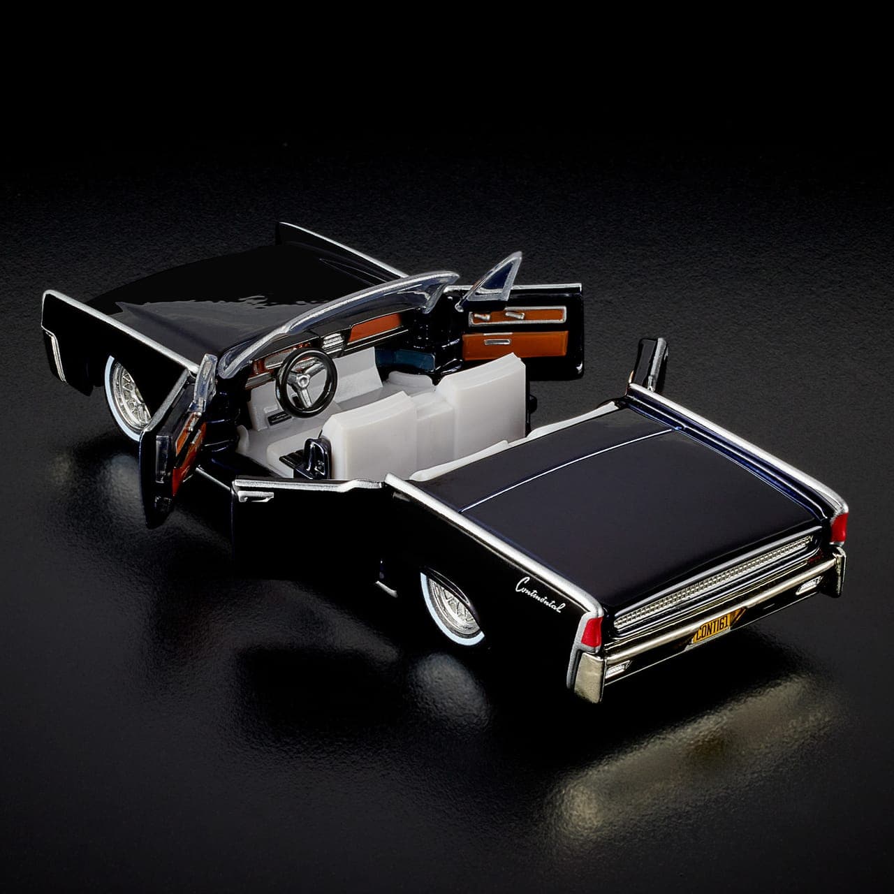 '61 LINCOLN CONTINENTAL  12