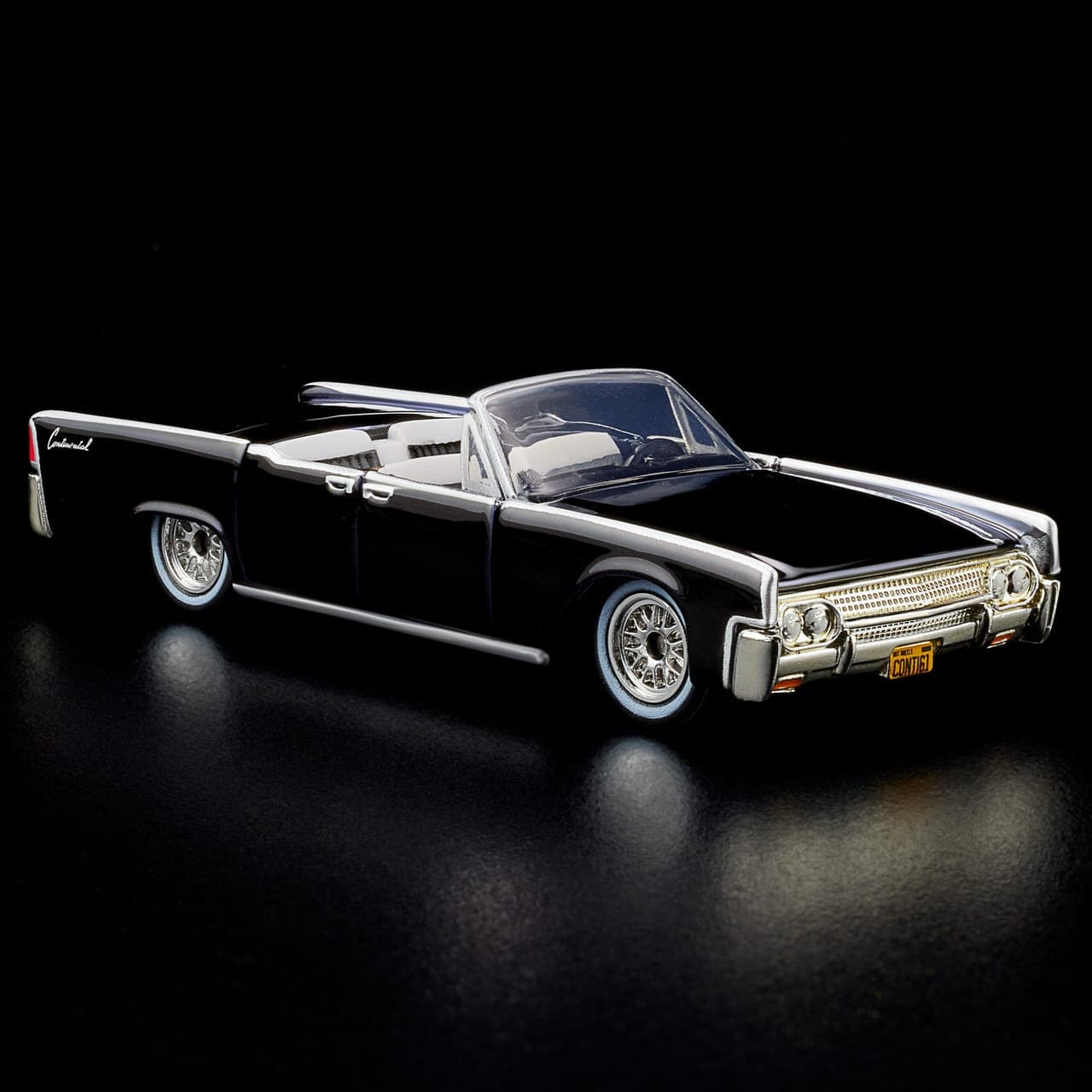 '61 LINCOLN CONTINENTAL  6
