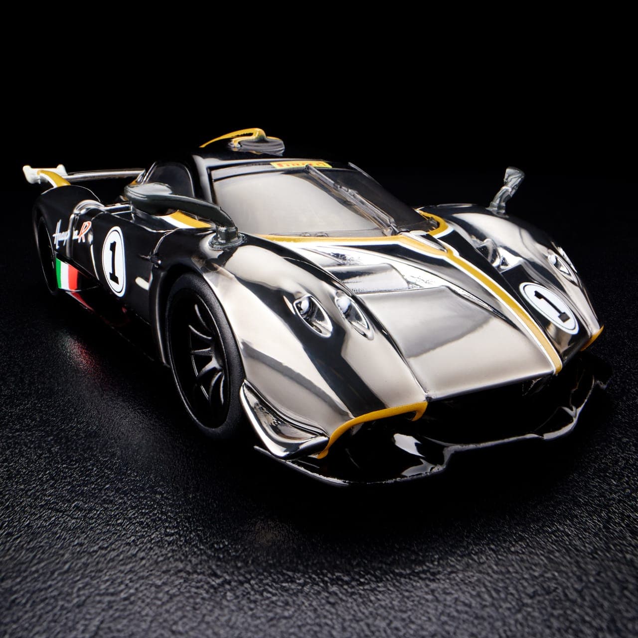'21 Pagani Huayra R 11