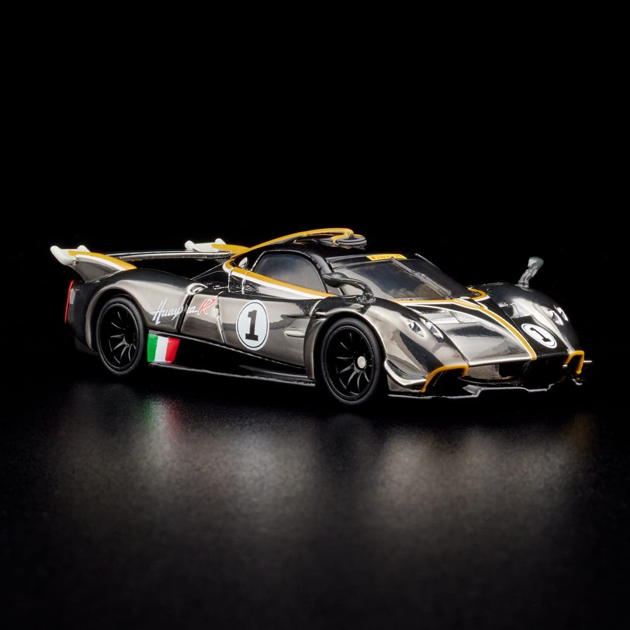 '21 Pagani Huayra R 12