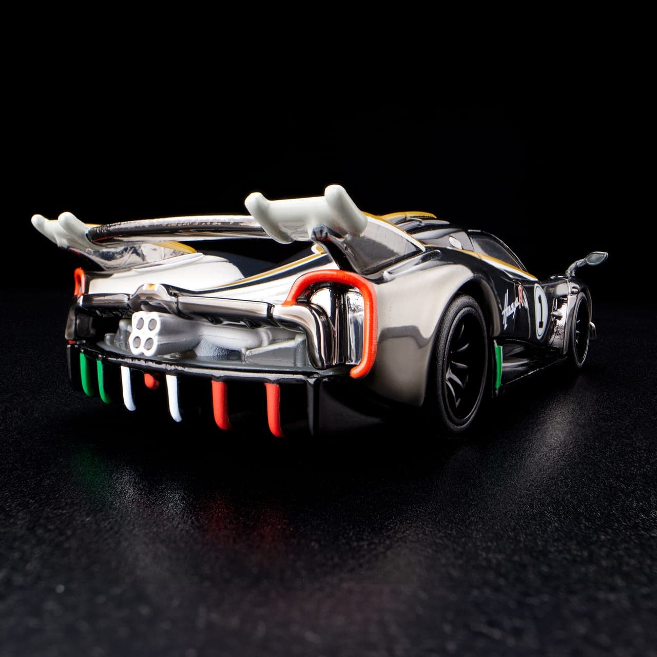 '21 Pagani Huayra R 5