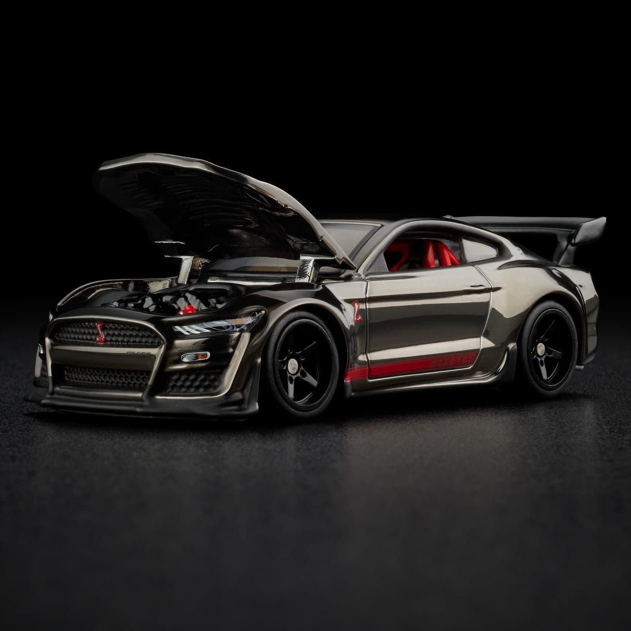 2022 Ford Mustang Shelby GT500 Code Red 4