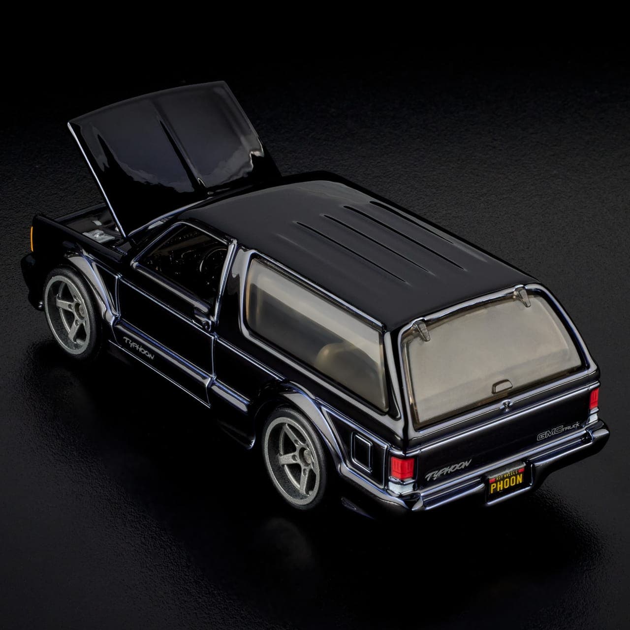 1992 GMC Typhoon 14