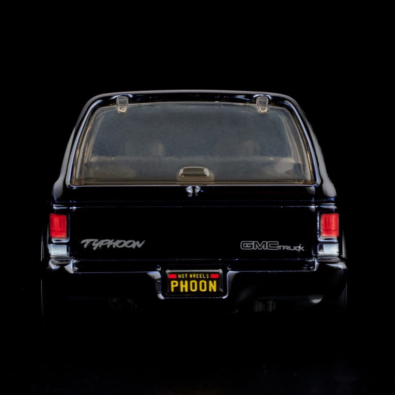 1992 GMC Typhoon 16