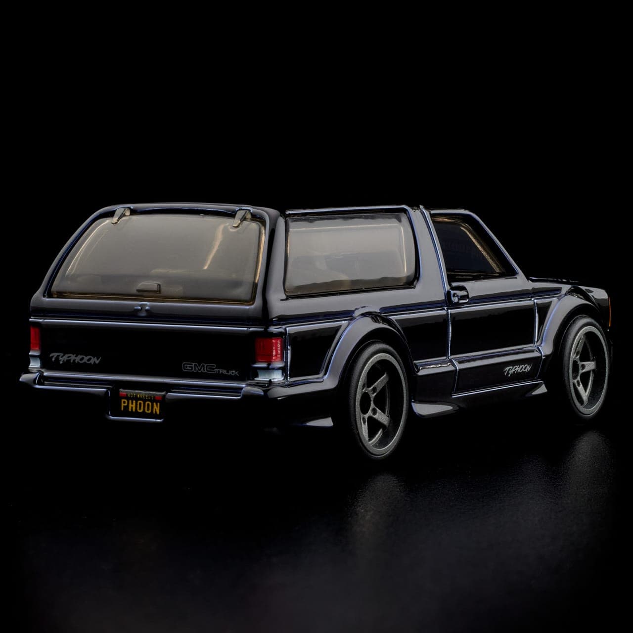 1992 GMC Typhoon 4