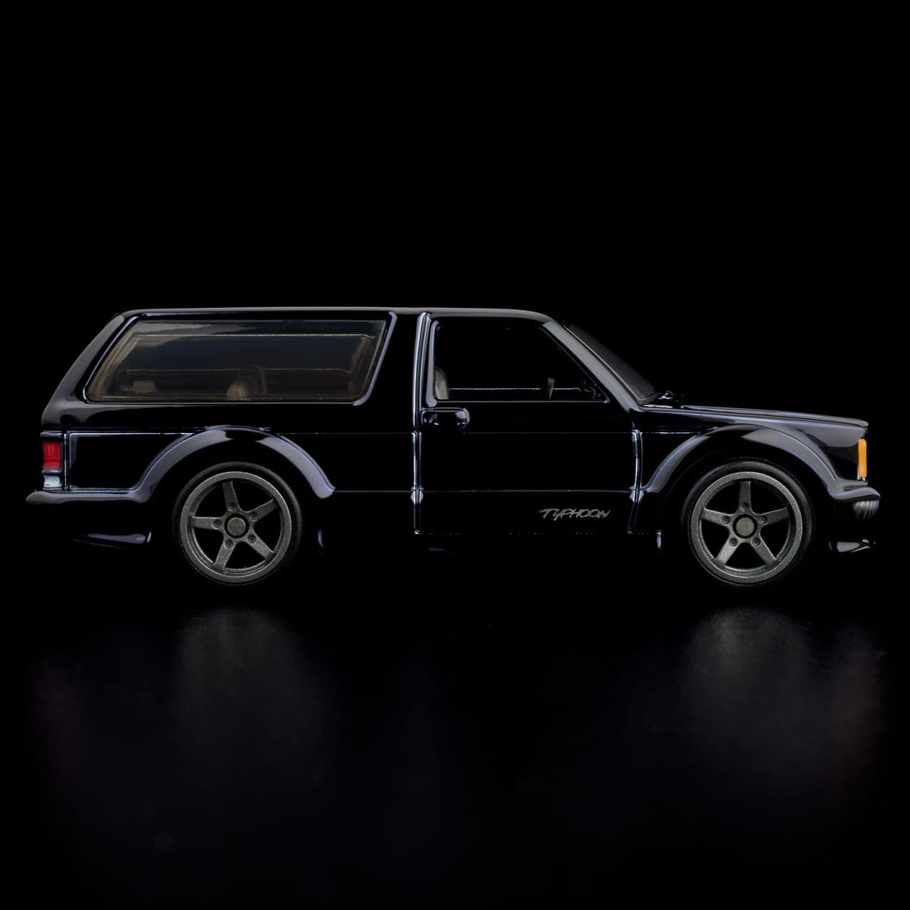 1992 GMC Typhoon 6