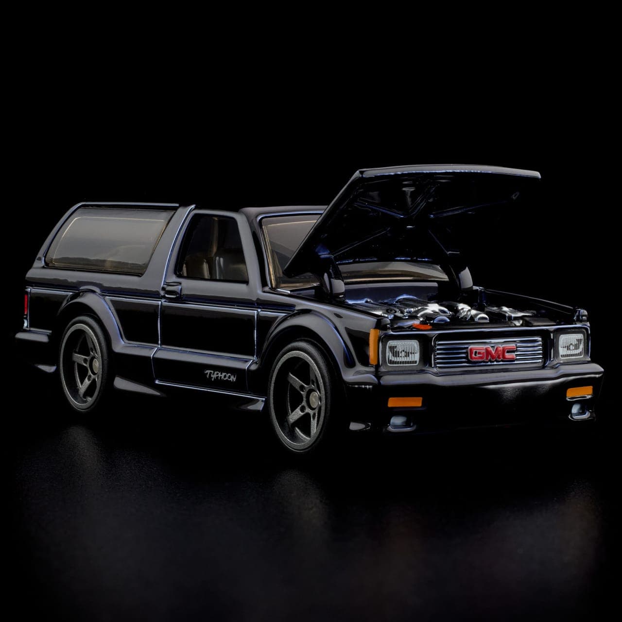 1992 GMC Typhoon 8