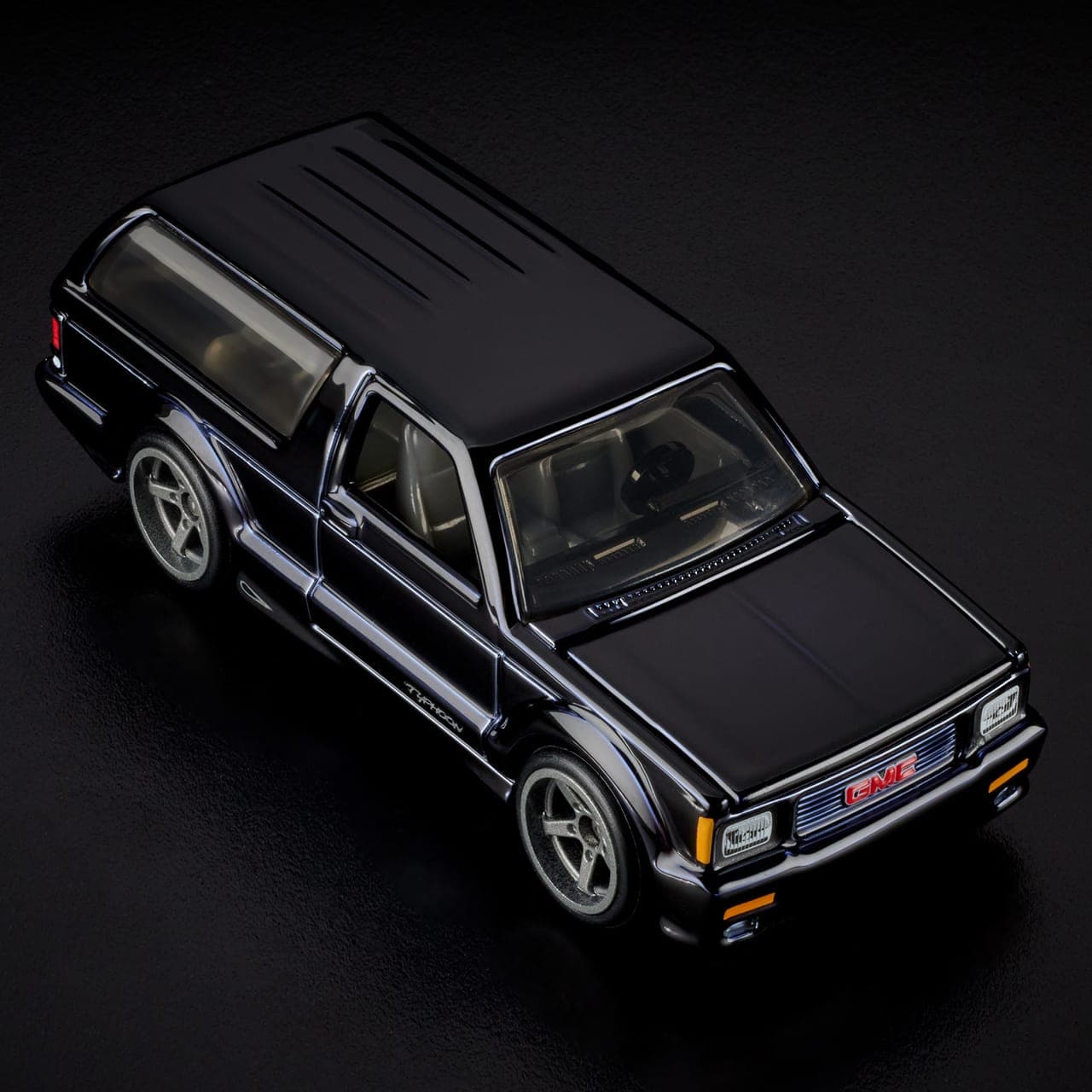 1992 GMC Typhoon 9