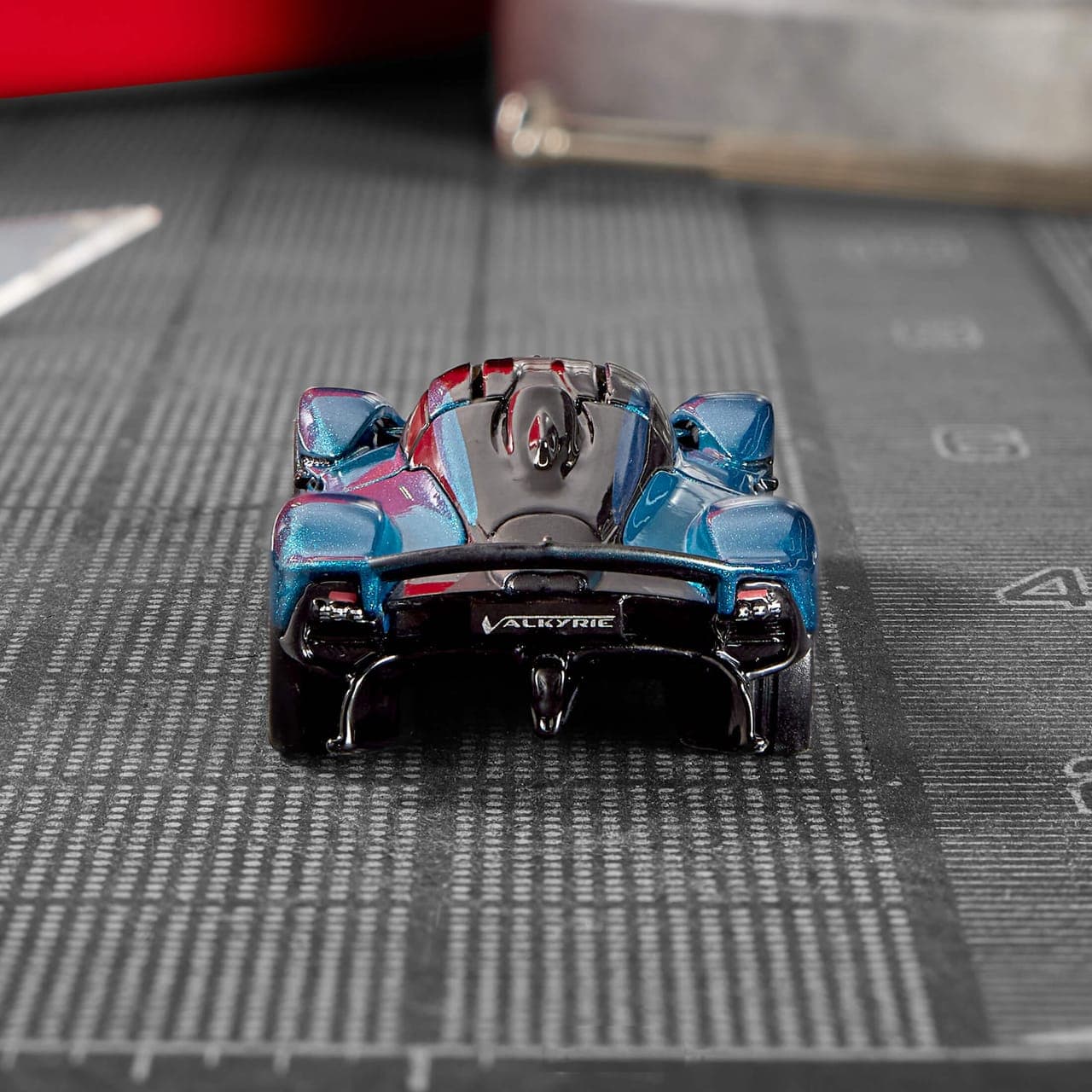 Aston Martin Valkyrie 7