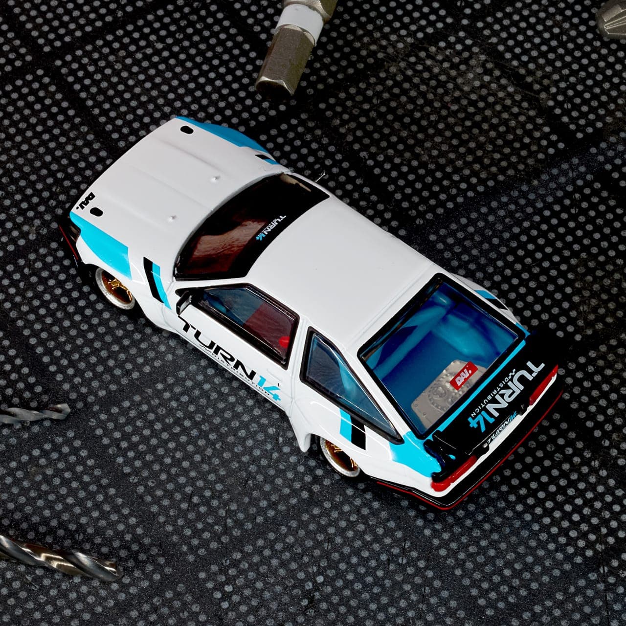 Toyota Corolla Levin (AE86) Custom 5