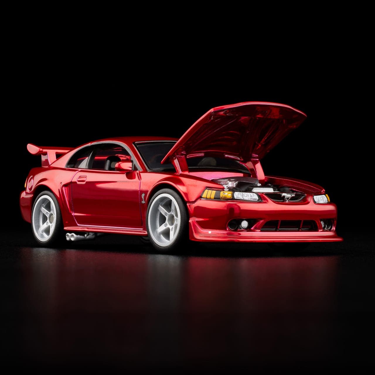 2000 Ford Mustang SVT Cobra R 11