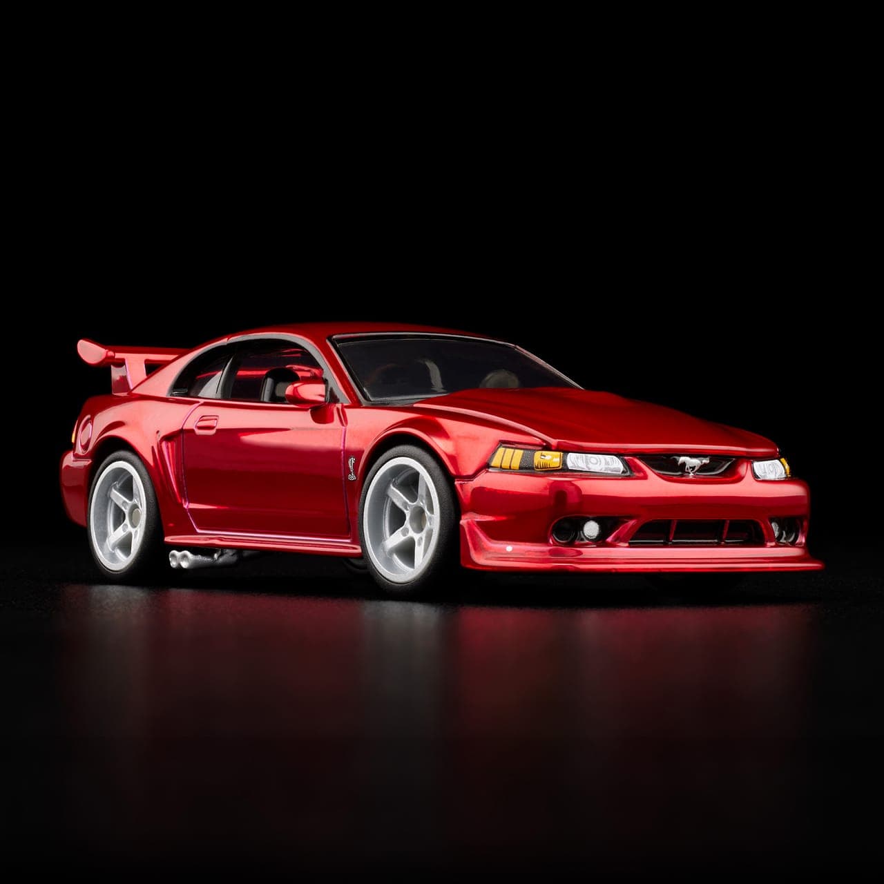 2000 Ford Mustang SVT Cobra R 12