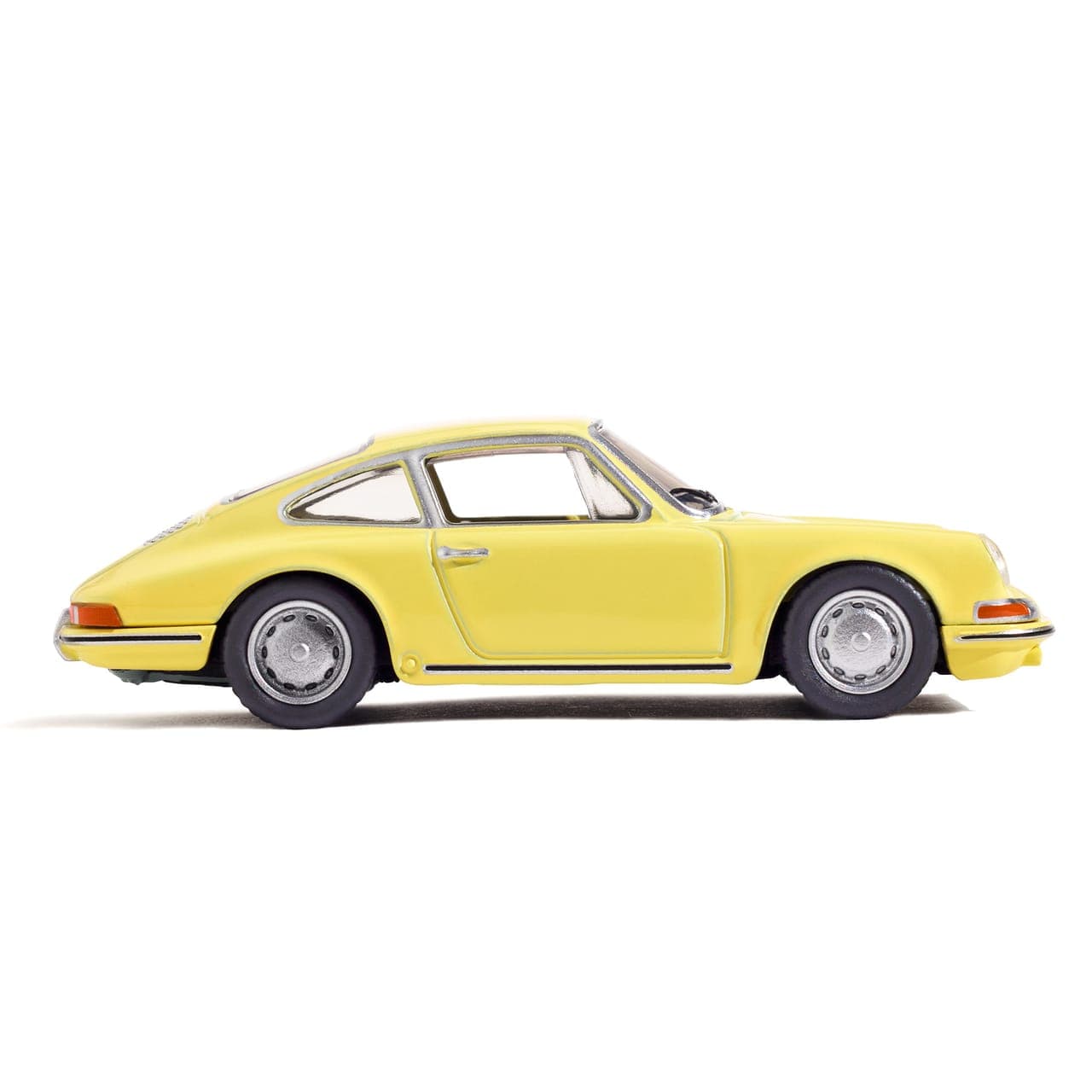 Hot Wheels x MoMA Porsche 911 coupé 5