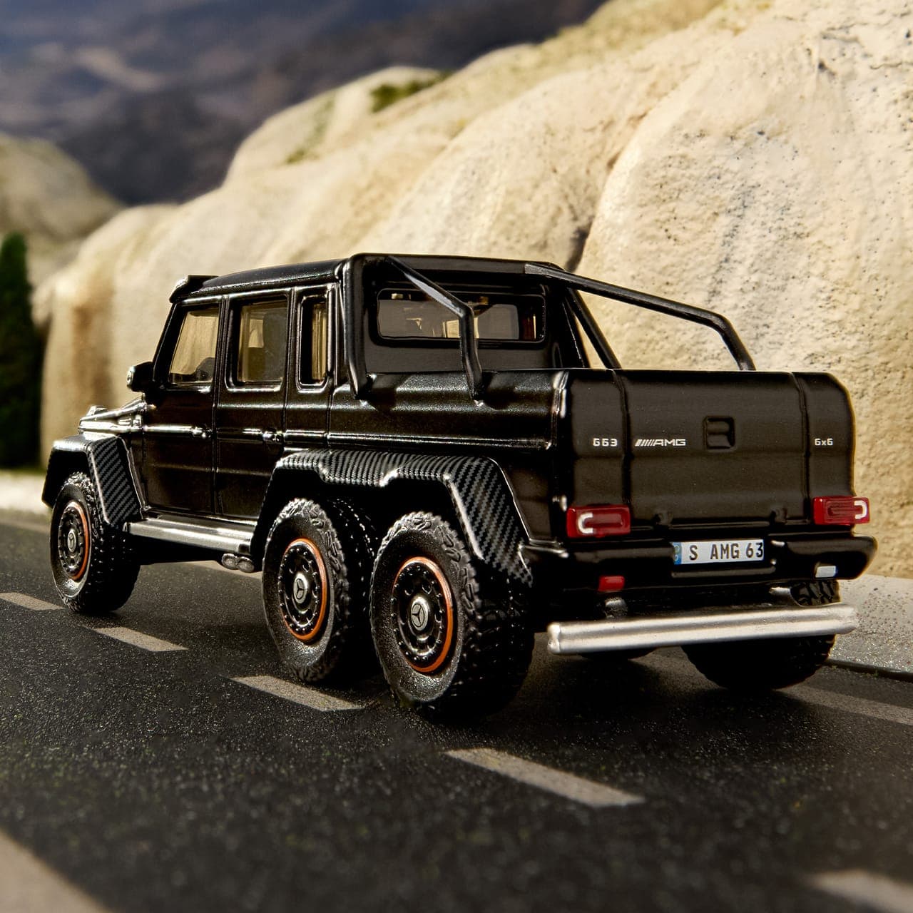 Mercedes-Benz G 63 AMG 6x6 3