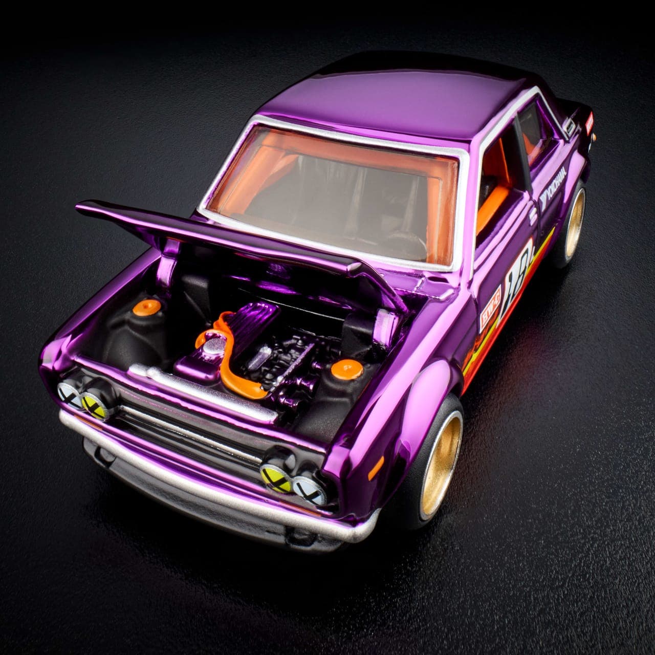 '71 Datsun 510 11