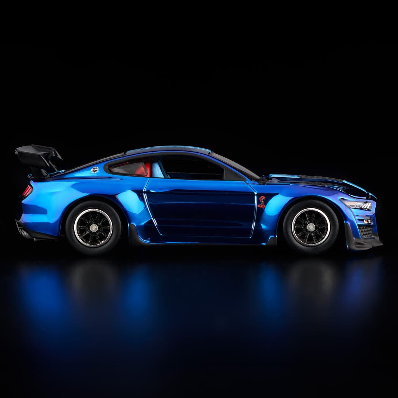 2022 Ford Mustang Shelby GT500 Code Red 6