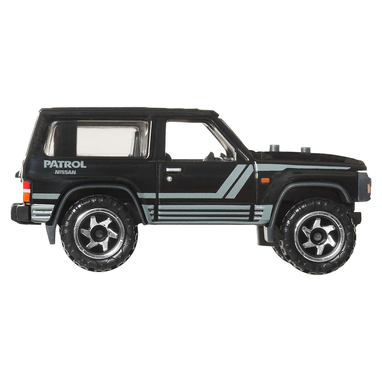 Nissan Patrol Custom 4