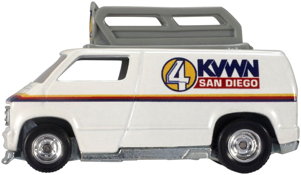 '77 CUSTOM DODGE VAN 6